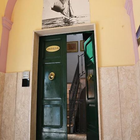 אלבה אדריאטיקה Ostello La Stazione מראה חיצוני תמונה