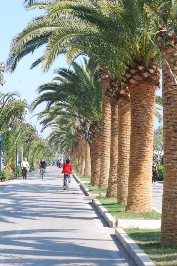 אלבה אדריאטיקה Ostello La Stazione מראה חיצוני תמונה